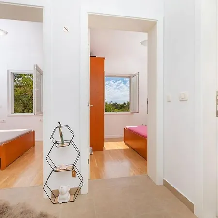 Apartamento Mihe Mlini